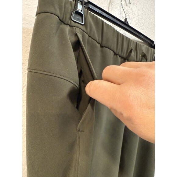 Lululemon Pants Womens Dark Olive On The Fly Jogger Wrinkle  No Size - Picture 7 of 7
